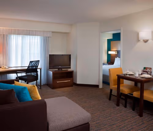 Minthorn Blvd Aparthotel