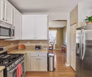 Culver Ln Apartment