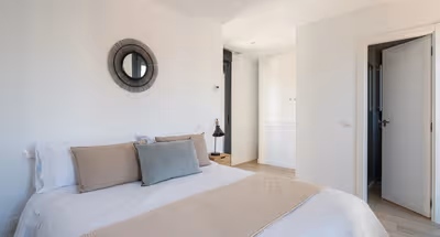 Calle Adela de Balboa Serviced Apartment