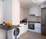 Calle Adela de Balboa Serviced Apartment