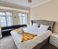 Luxury 8 Bed Home Near Luton Airport