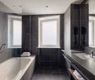 Amstel Serviced Apartment