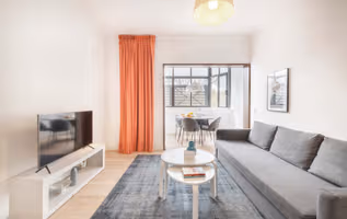 Martinho Serviced Apartment