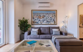 Rua Tenente Ferreira Serviced Apartment