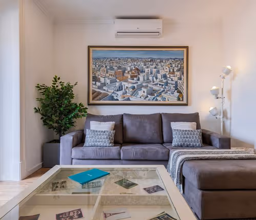 Rua Tenente Ferreira Serviced Apartment