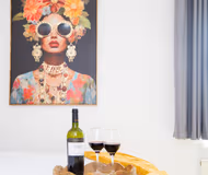 4 Double Bedrooms with Secure Parking & Wifi