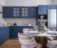 Bloom with a Signature Luxury on Pl. de Tirso de Molina