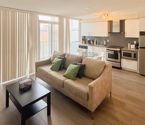 The Fly Luxury Suites