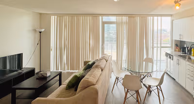 The Fly Luxury Suites