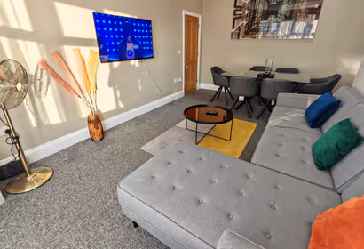 Lovely And Spacious 3 Bedroom Apartment