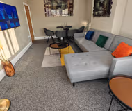 Lovely And Spacious 3 Bedroom Apartment