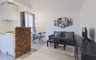 Montparnasse service apartment