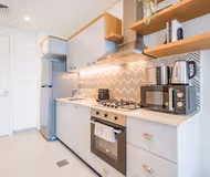 Golfville Tower 1BR Serviced Apartment