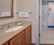 Simsbury Road Apart Hotel