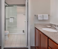 Simsbury Road Apart Hotel