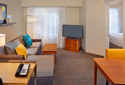 Simsbury Road Apart Hotel
