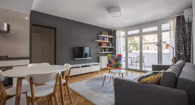 Miramarska Serviced Apartment