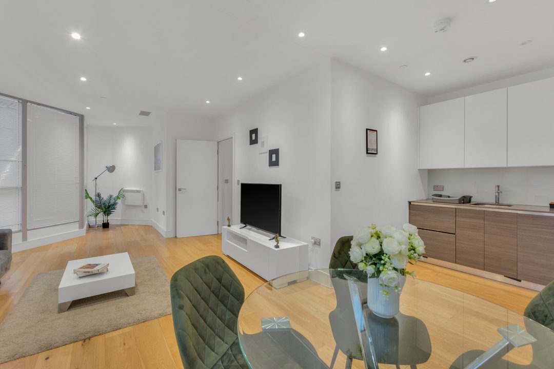 Heathrow Lodges by MySquare