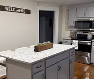 W High St Springfield Apartment