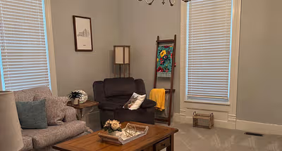 W High St Springfield Apartment