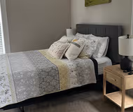 W High St Springfield Apartment