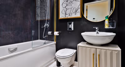 Millharbour Canary Wharf Reseidence with Balcony & River View