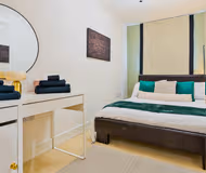 Millharbour Canary Wharf Reseidence with Balcony & River View