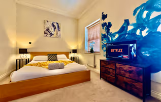 5 bedroom / 4 bathroom House - Colchester - Essex