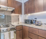 Charming Tropical Apartment Minutes To Dubai Mall