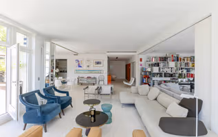 Light-Filled Elegance in the Heart of the 6th Arrondissement – Rue Vavin