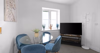 Spacious 6 Bedroom 2 Bath