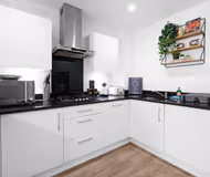 Spacious 6 Bedroom 2 Bath
