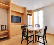 180M2 THÉÂTRE DE L'ODÉON CLUNY- LUXEMBOURG GARDENS & SENAT