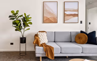 Parraween Street Serviced Apartment