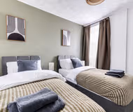 Spacious 4BR House | Free Parking | Sleeps 8