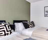 Spacious 4BR House | Free Parking | Sleeps 8