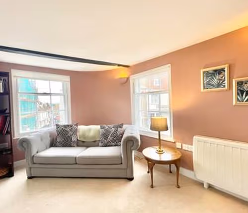 Cathedral Views Apartment