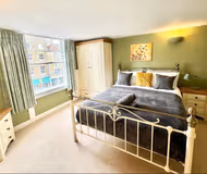 Cathedral Views Apartment