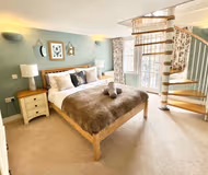 Cathedral Views Apartment