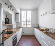 110m2 a classic luxury home with memorable views of the seine on Quai de Béthune