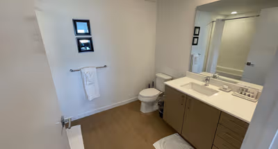 Cypress Ave Apartment