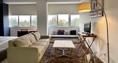 Elegant and Cozy Apartment