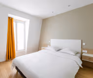 Rue Copernic service apartment