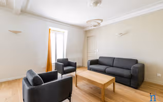 Rue Copernic service apartment
