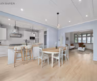 Spacious 4BR House | Parking | Garden | 500Mb WiFi