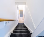 Spacious 4BD Home • Free Parking • Wi-Fi • Salford