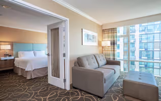 Robson St ApartHotel