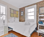 Astoria 35th Street Astoria Serviced Home