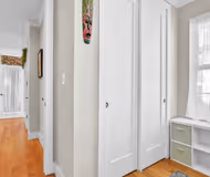 Astoria 35th Street Astoria Serviced Home