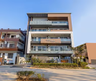 Jharsa Road Serviced Apartment